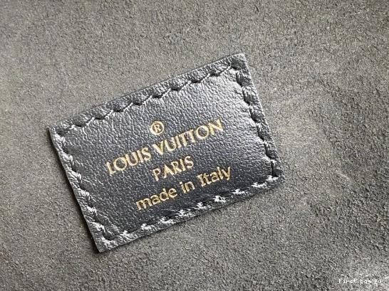 First bag ru LOUIS VUITTON VANITY PM 0806